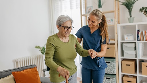 Assisted Living vs. Nursing Home: What’s the Difference?