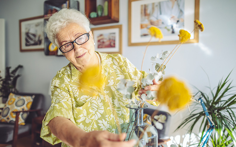 Our Residents’ Favorite Tips for Decorating a Senior Living Apartment